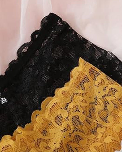 Conjunto Romántico de Bralette y Panty de Encaje