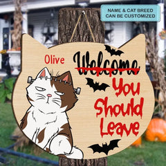 Letrero personalizado para puerta, regalo de Halloween para amantes de los gatos, mamá gato, papá gato, padres de gatos, bienvenido, debe irse